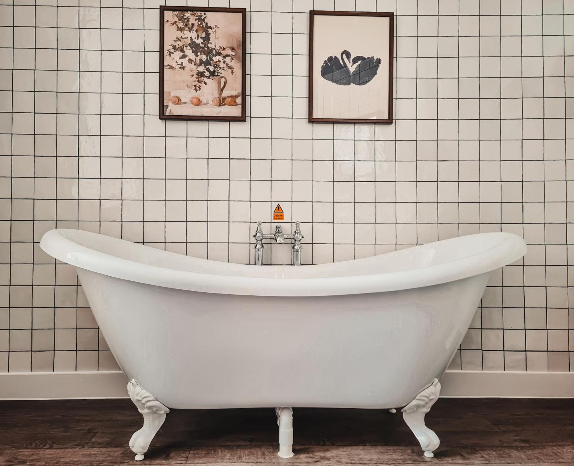 The Swan Hotel Staines-upon-Thames Ngoại thất bức ảnh