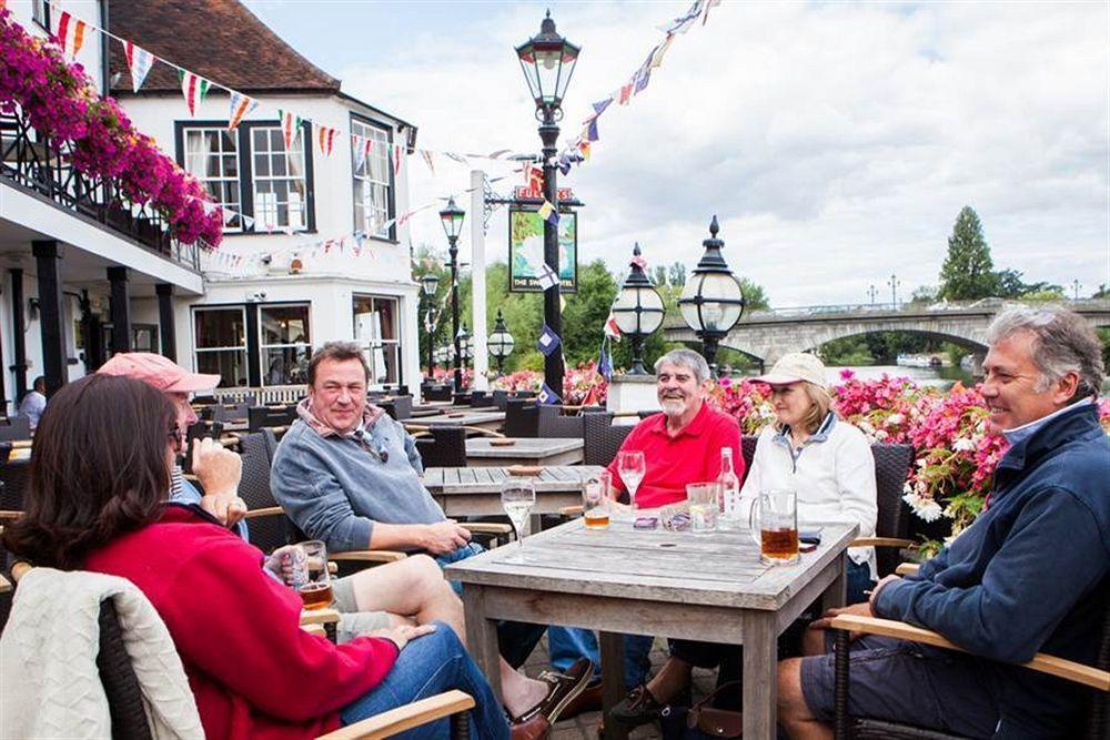 The Swan Hotel Staines-upon-Thames Ngoại thất bức ảnh