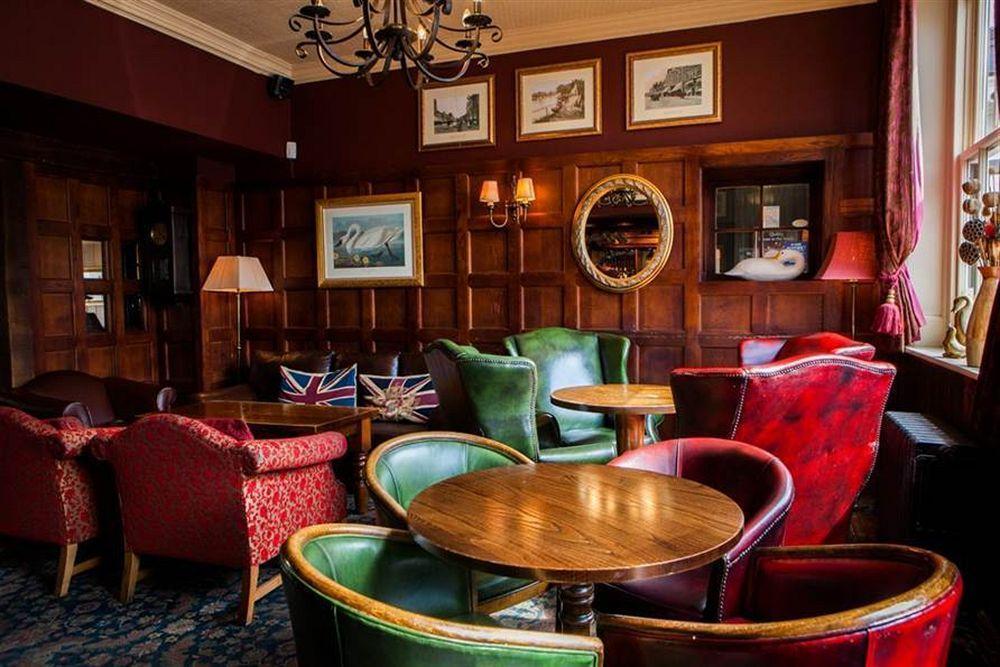 The Swan Hotel Staines-upon-Thames Ngoại thất bức ảnh
