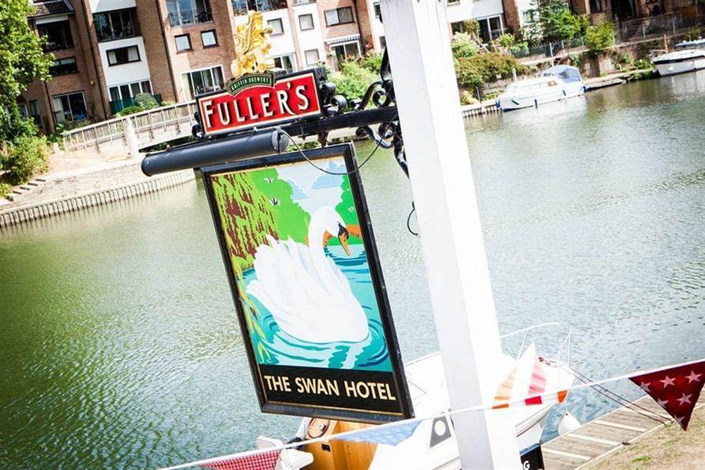 The Swan Hotel Staines-upon-Thames Ngoại thất bức ảnh