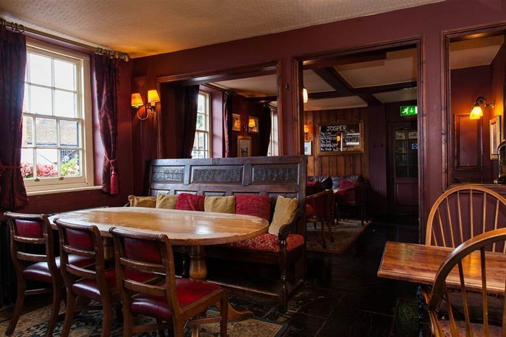 The Swan Hotel Staines-upon-Thames Ngoại thất bức ảnh